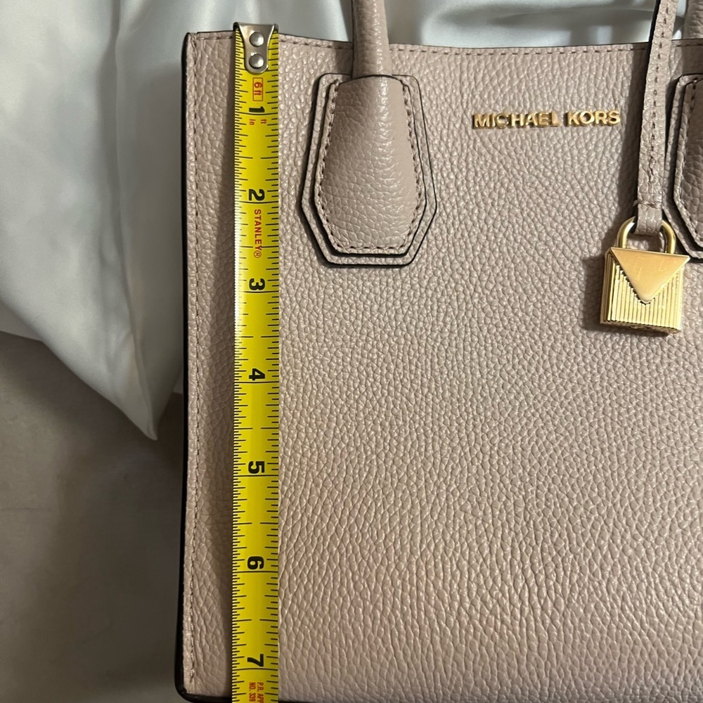 Michael Kors Blush Pink Mercer tote - Picture 8 of 10